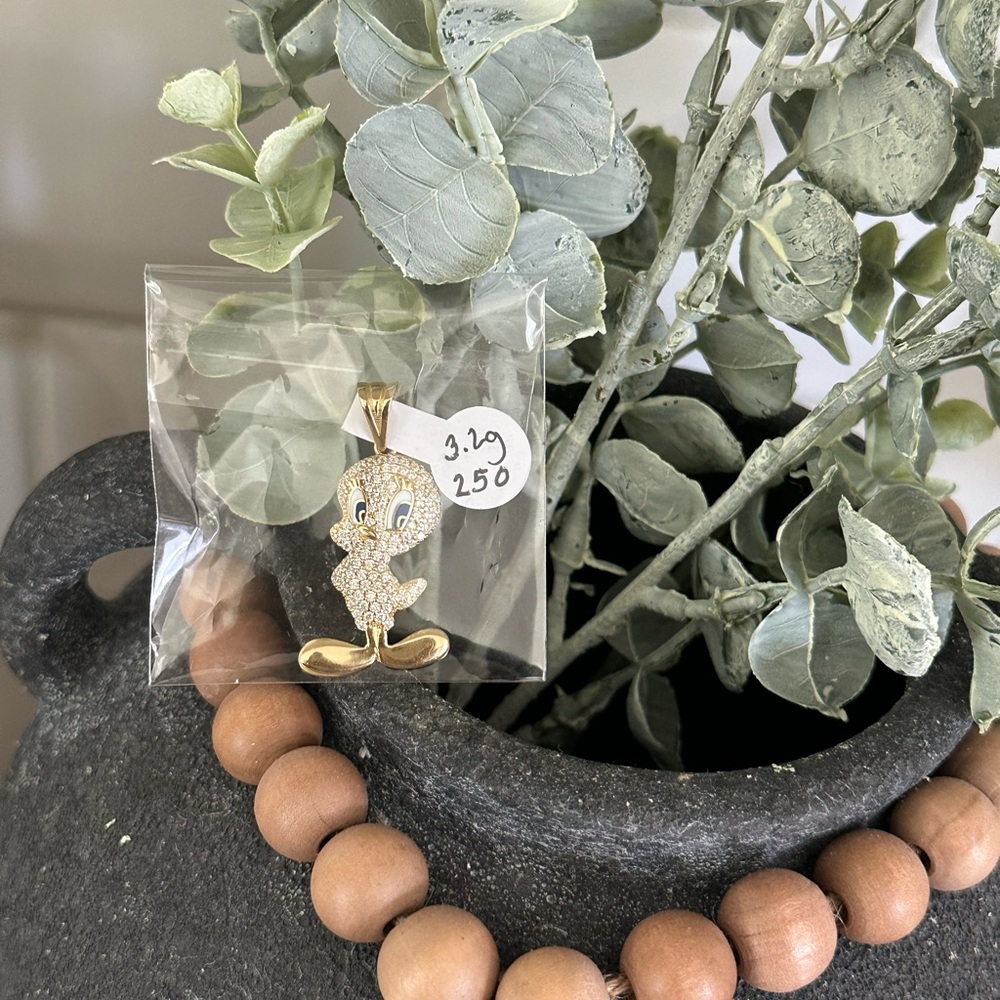 Gold Tweety Bird Pendant